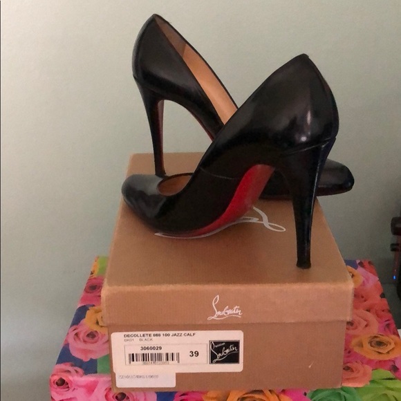 Christian Louboutin Shoes - Christian Louboutin Decollete Shoes!